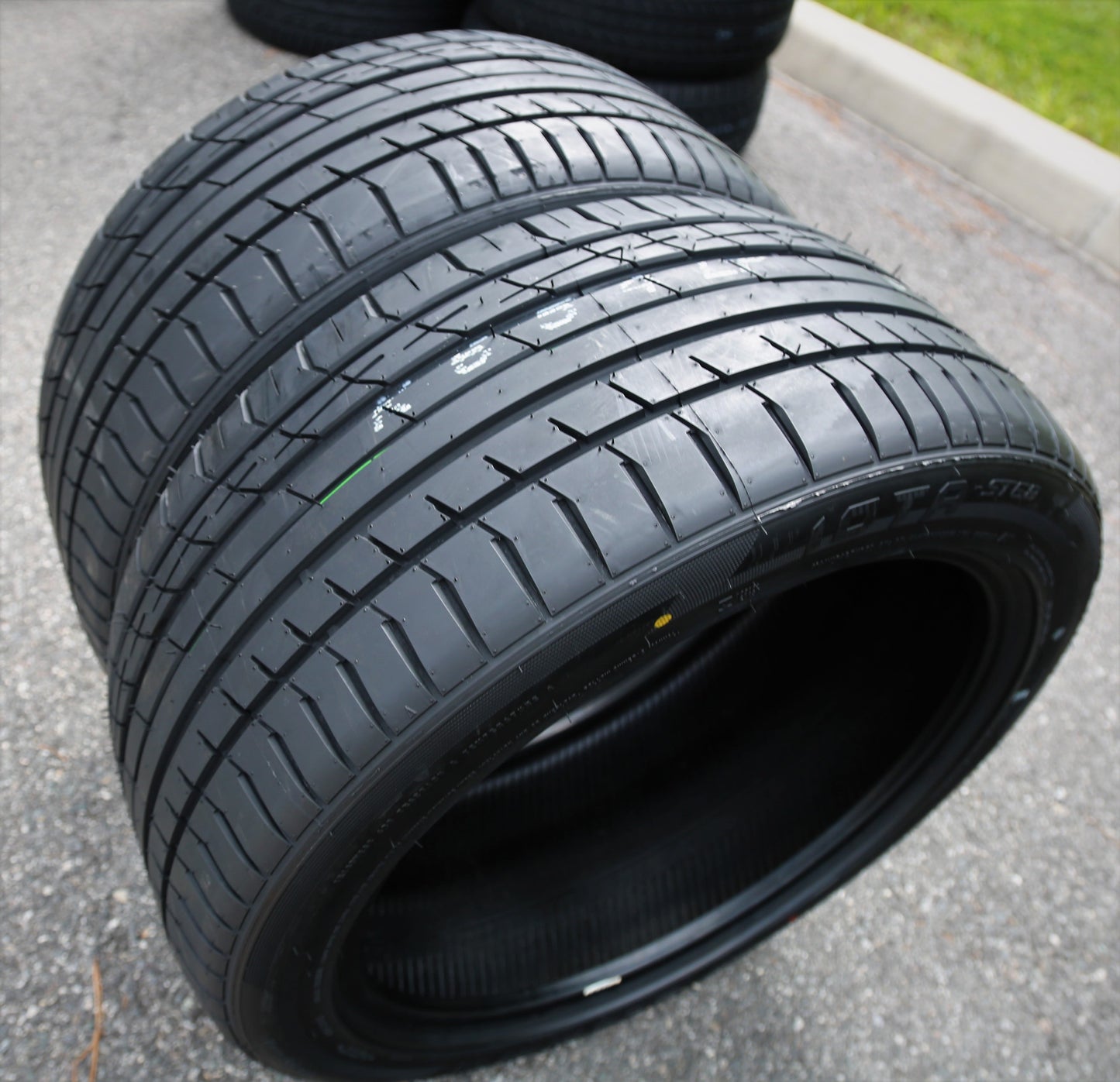A pair of 2(2) 295/40R20 ZR 110Y XL A/S performance tires are suitable for: 2013 Jeep Grand Cherokee SRT, 2007-10 Mercedes-Benz ML63 AMG base